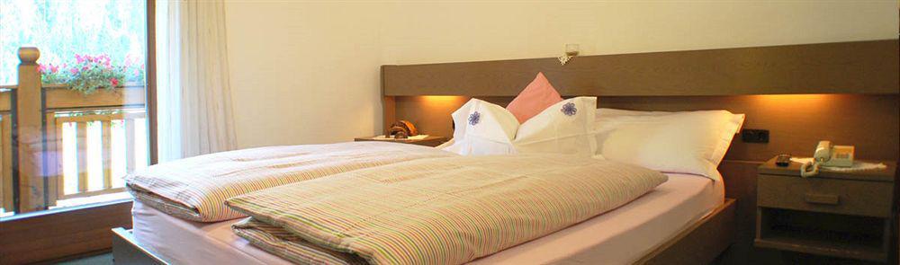 Wellness Hotel Dolomia Soraga Exterior foto